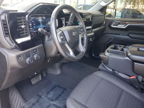 Used 2022 Chevrolet Silverado 1500 RST image 15