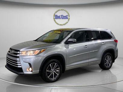 Used 2017 Toyota Highlander XLE