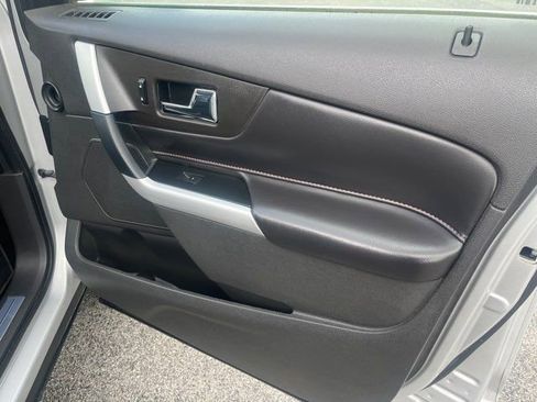 Used 2014 Ford Edge Limited FWD image 17