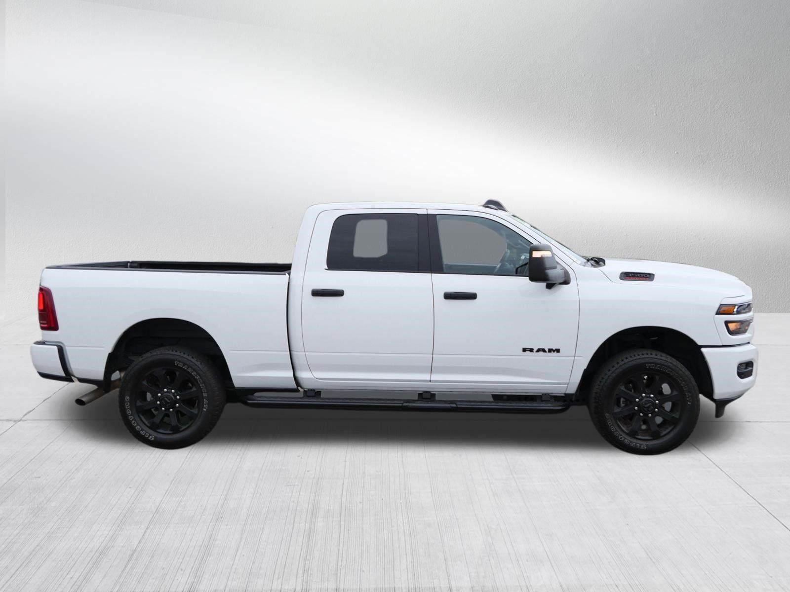 Used 2025 RAM 3500 Big Horn AWD/4WD image 8