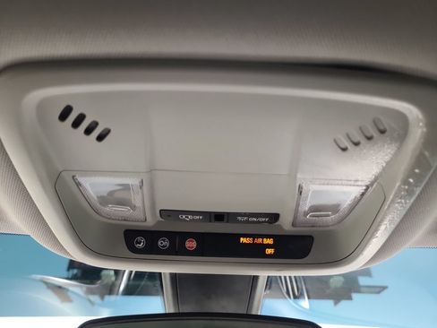 Used 2018 Chevrolet Malibu LT FWD image 26