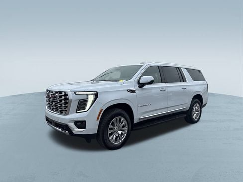 New 2026 GMC Yukon XL Denali image 3