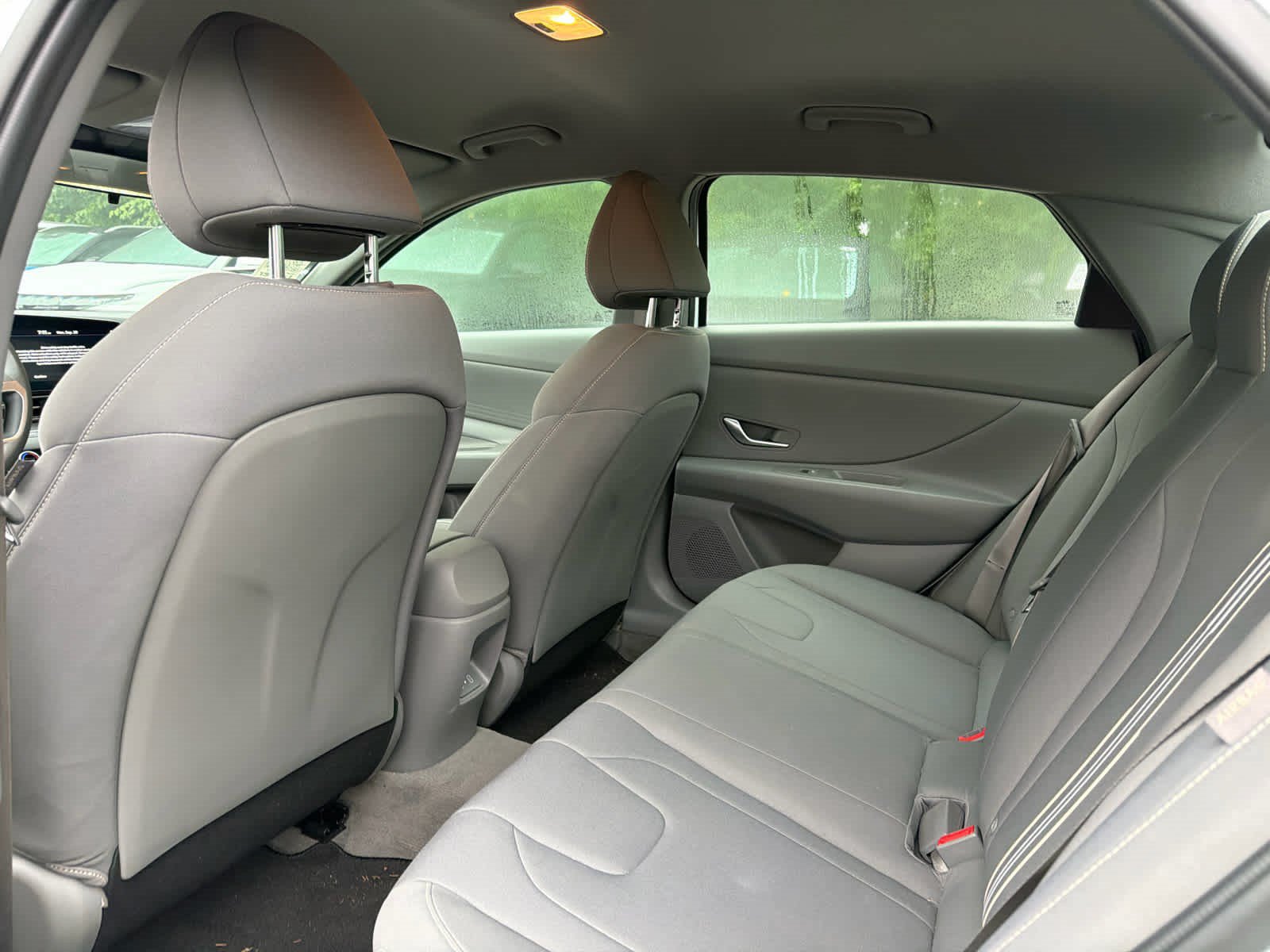 Certified 2024 Hyundai Elantra SEL FWD image 6