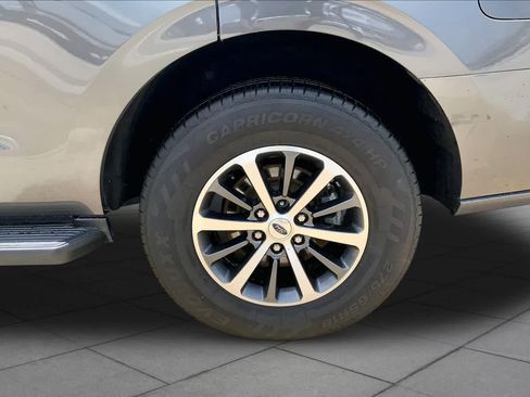 Used 2021 Ford Expedition XLT RWD image 10