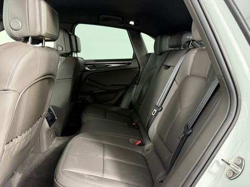 New 2025 Porsche Macan image 15