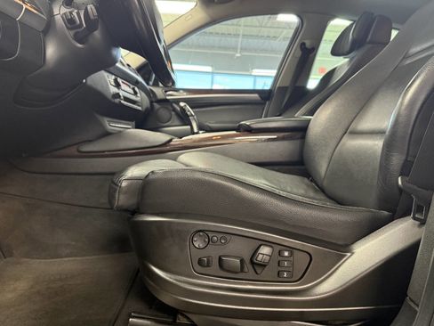 Used 2013 BMW X6 xDrive50i image 12