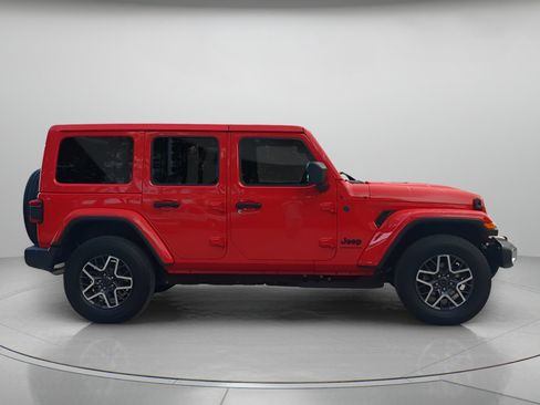 Used 2026 Jeep Wrangler Unlimited Sahara AWD/4WD image 39