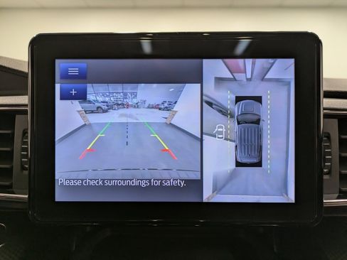 Used 2023 Ford Explorer ST-Line w/ Class IV Trailer Tow Package image 12