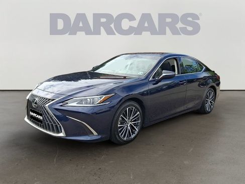 Used 2023 Lexus ES 350 w/ Premium Package FWD image 3