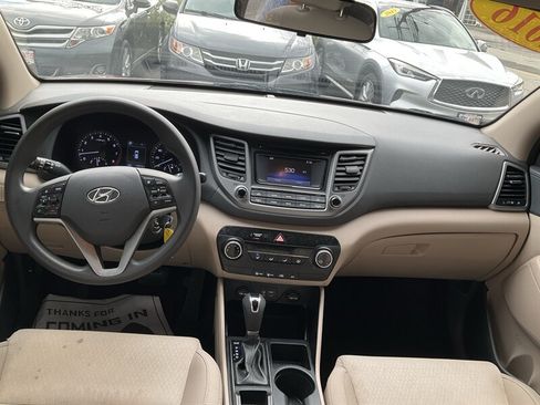 Used 2017 Hyundai Tucson SE w/ SE Popular Package 02 AWD/4WD image 16