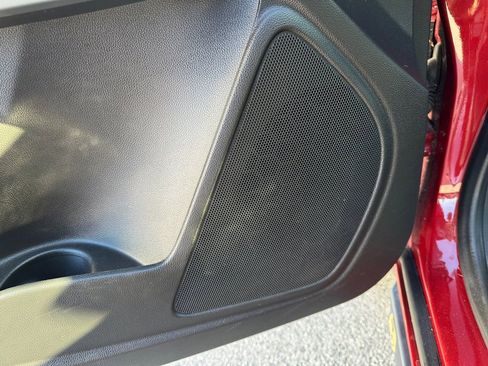 Used 2016 Chevrolet Colorado LT w/ LT Convenience Package image 13