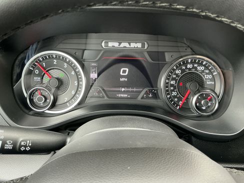 Used 2025 RAM 1500 Laramie image 8