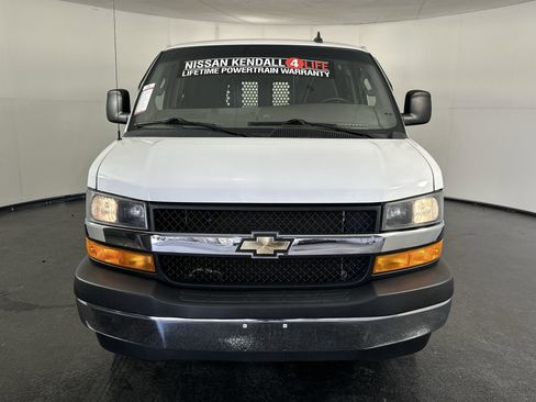 Used 2022 Chevrolet Express 2500 w/ Driver Convenience Package image 4