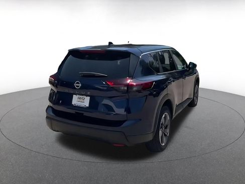 Used 2026 Nissan Rogue SV FWD image 14