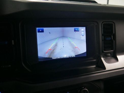 Certified 2023 Ford Bronco Black Diamond w/ Sasquatch Package image 22