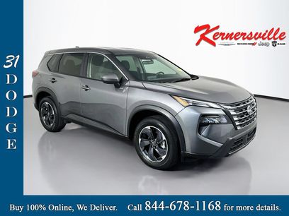 Used 2025 Nissan Rogue SV
