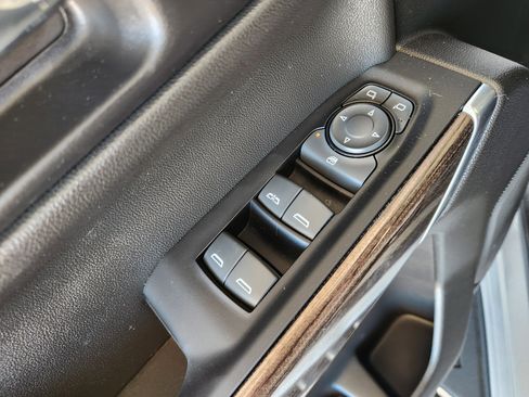 Certified 2021 Chevrolet Silverado 1500 LT Trail Boss image 22