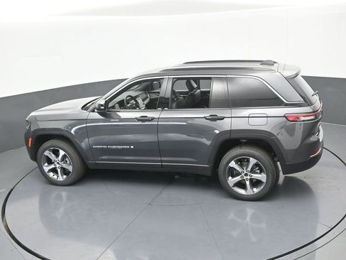 New 2026 Jeep Grand Cherokee Limited AWD/4WD image 43