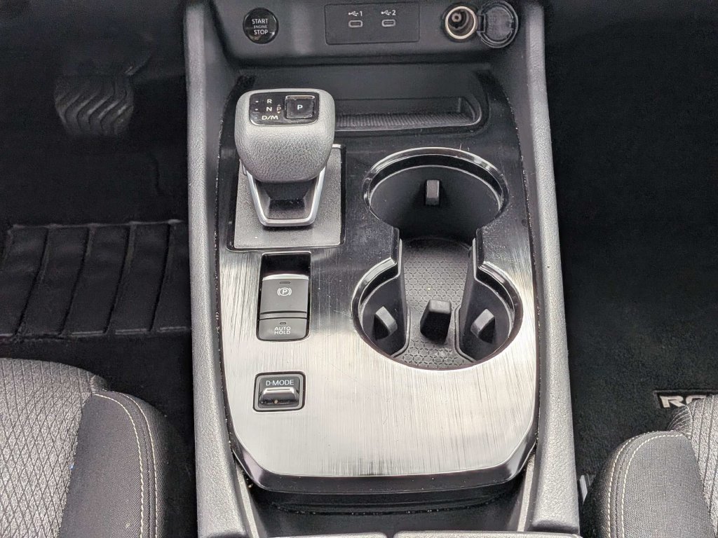 Used 2025 Nissan Rogue SV FWD image 21