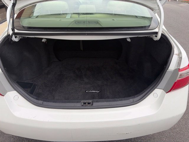 Used 2009 Toyota Camry LE FWD image 16