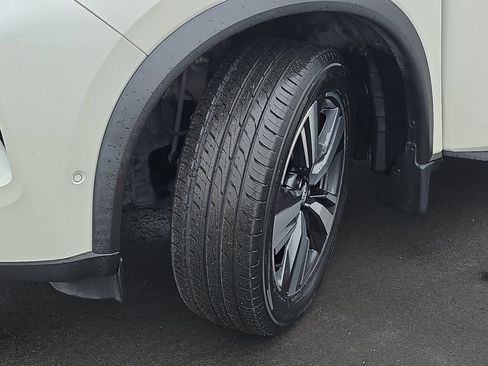 Used 2023 Nissan Rogue SL w/ SL Premium Package image 35