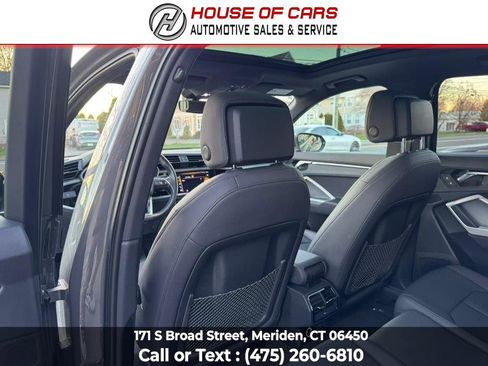 Used 2019 Audi Q3 2.0T Premium Plus w/ Premium Plus Package AWD/4WD image 23