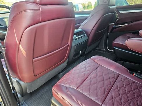 Used 2026 Cadillac Escalade Luxury w/ Touring Package image 20