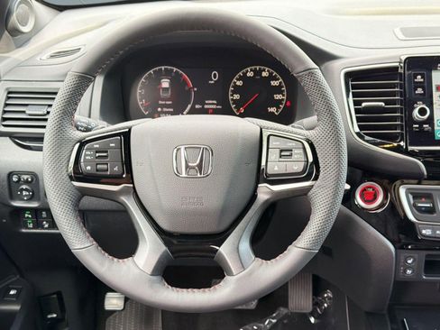 New 2026 Honda Ridgeline Black Edition image 15