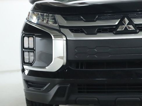 Used 2024 Mitsubishi Outlander Sport image 6