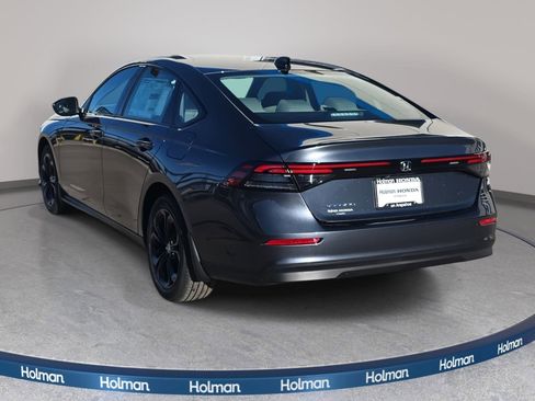 New 2025 Honda Accord SE image 7