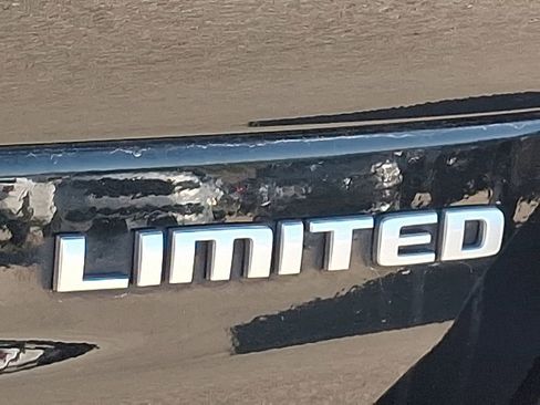 Used 2024 Jeep Grand Cherokee L Limited w/ Luxury Tech Group II AWD/4WD image 30