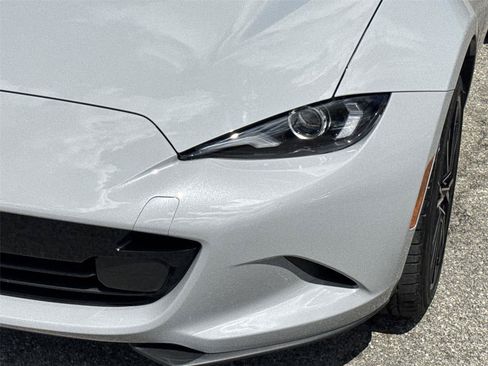 Used 2024 MAZDA MX-5 Miata Grand Touring w/ Weather Package RWD image 9