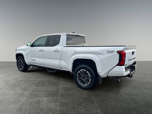 Used 2024 Toyota Tacoma TRD Sport image 5