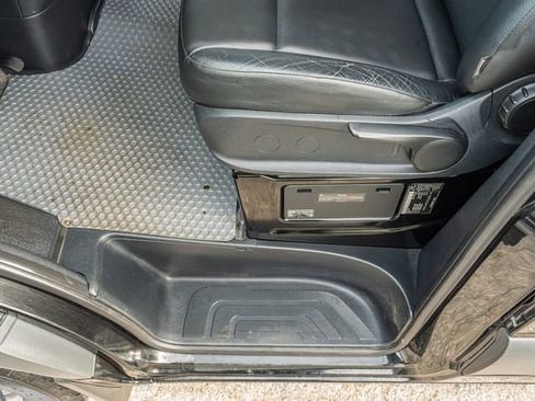 Used 2019 Mercedes-Benz Sprinter 2500 image 18