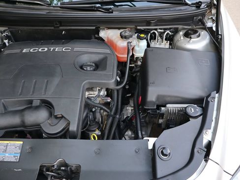 Used 2008 Chevrolet Malibu LS FWD image 38