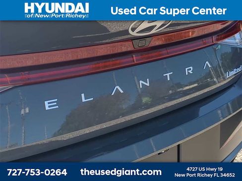New 2026 Hyundai Elantra Limited image 13