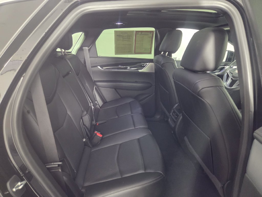 Used 2021 Cadillac XT5 Premium Luxury w/ LPO, Floor Liner Package AWD/4WD image 29