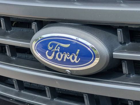 Used 2021 Ford F150 Lariat w/ Equipment Group 502A High AWD/4WD image 12