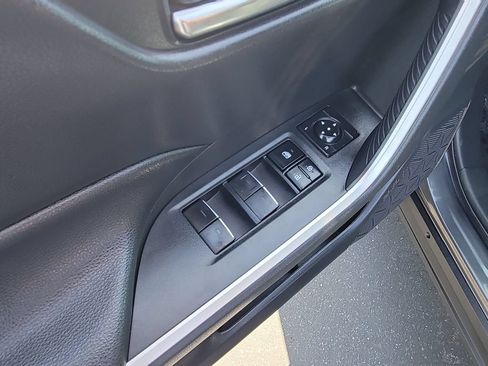 Used 2022 Toyota RAV4 SE w/ Convenience Package AWD/4WD image 23