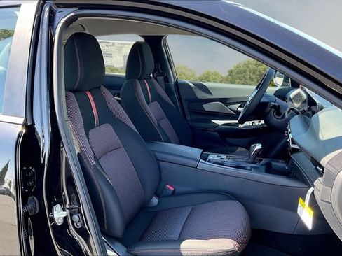 New 2027 Nissan Sentra SR w/ SR All Weather Package FWD image 11