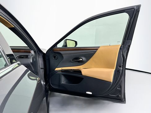 Used 2023 Lexus ES 350 w/ Premium Package image 33