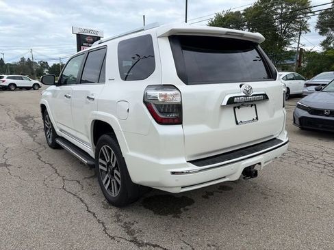 Used 2018 Toyota 4Runner Limited AWD/4WD image 4