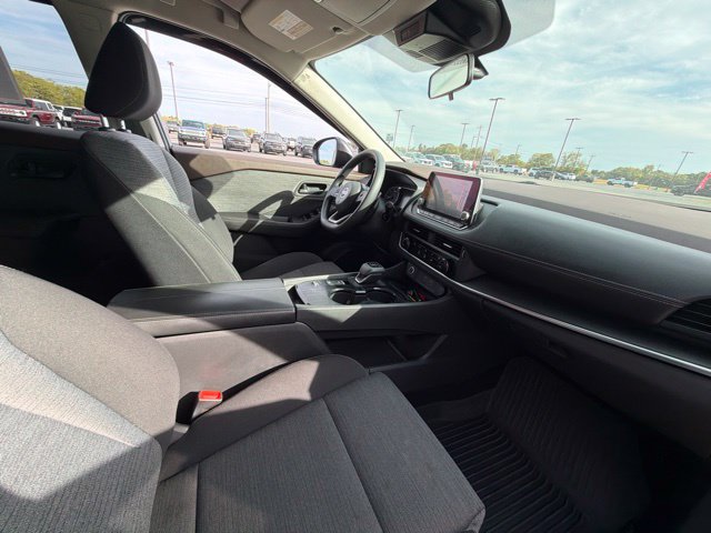 Used 2021 Nissan Rogue S FWD image 21