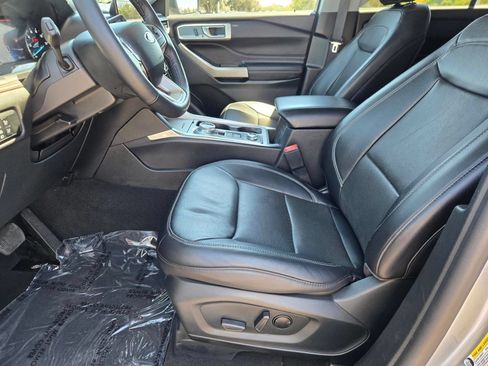 Used 2024 Ford Explorer Limited AWD/4WD image 27