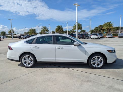 New 2026 Honda Accord LX image 3