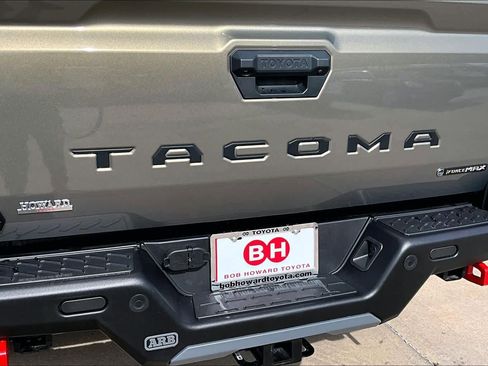 Used 2024 Toyota Tacoma 4x4 Double Cab Hybrid image 28