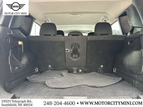 Used 2018 Jeep Renegade Latitude w/ Popular Equipment Group FWD image 13