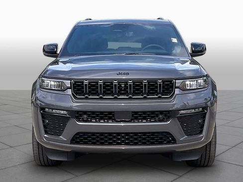 Used 2026 Jeep Grand Cherokee Limited AWD/4WD image 4
