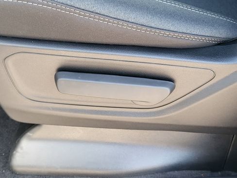 New 2026 RAM 1500 Express AWD/4WD image 10