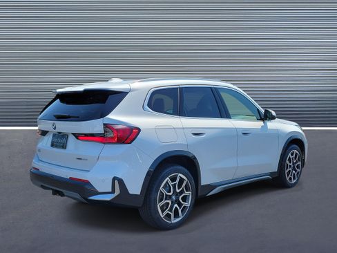 New 2026 BMW X1 xDrive28i w/ Technology Package AWD/4WD image 3